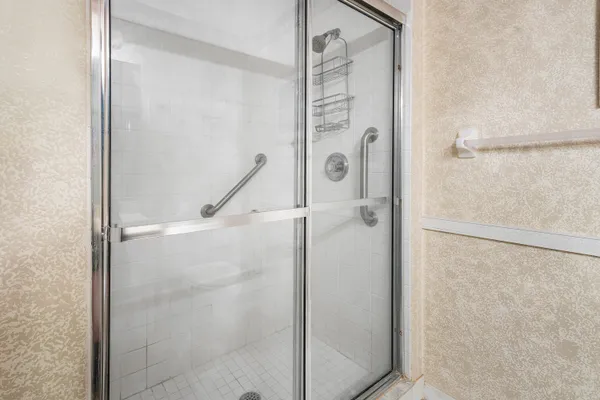 $272,500 | 6163 Southeast Georgetown Place, Hobe Sound, FL 33455