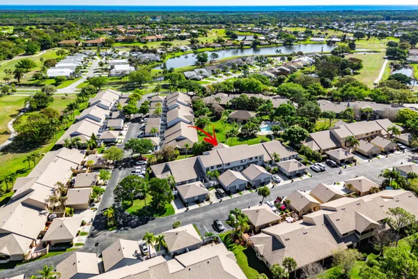 $272,500 | 6163 Southeast Georgetown Place, Hobe Sound, FL 33455