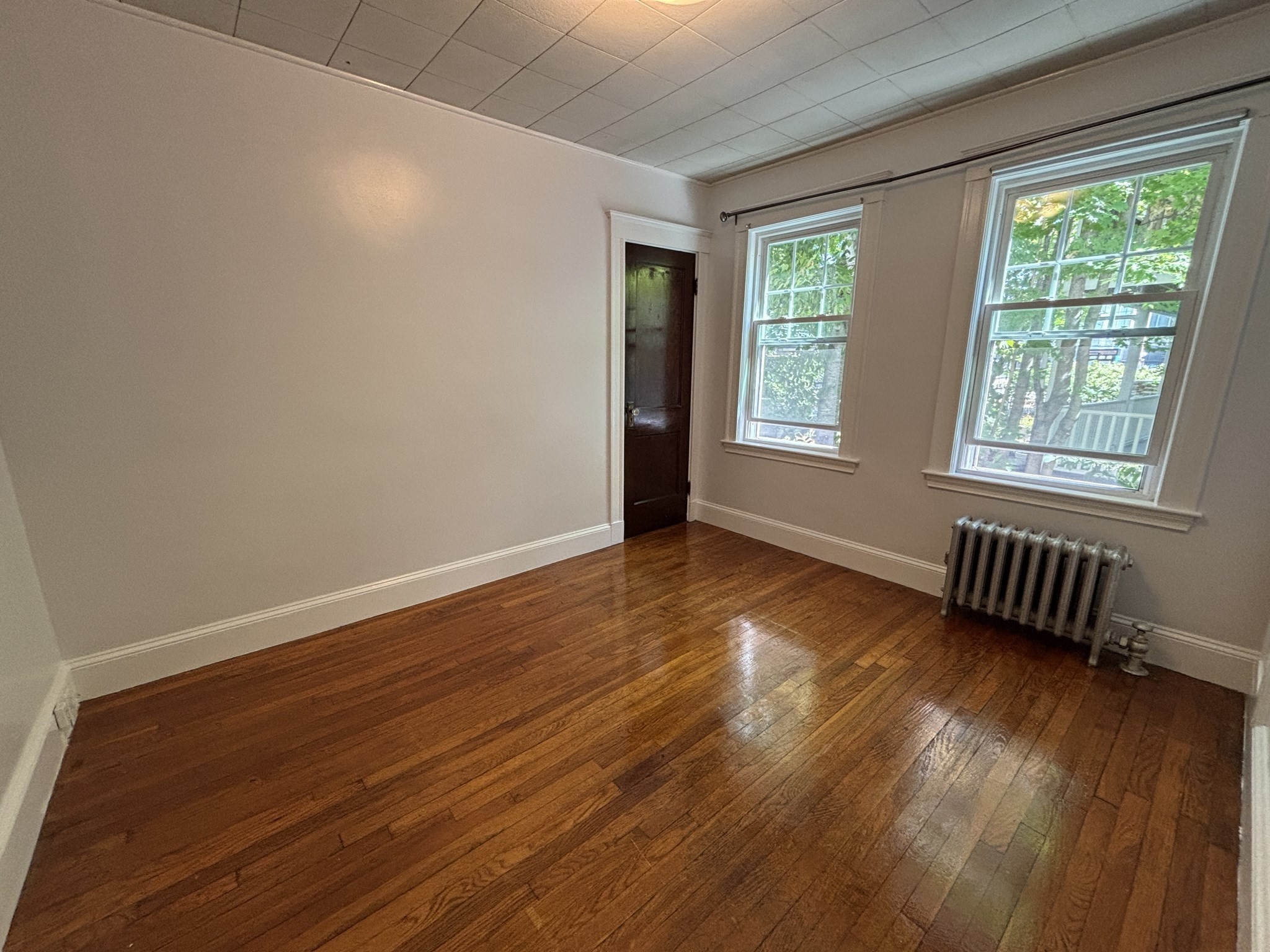 33 Brington Road, Unit 1 Brookline, MA 02445 - Photo 11 of 15 Gallery Image 11