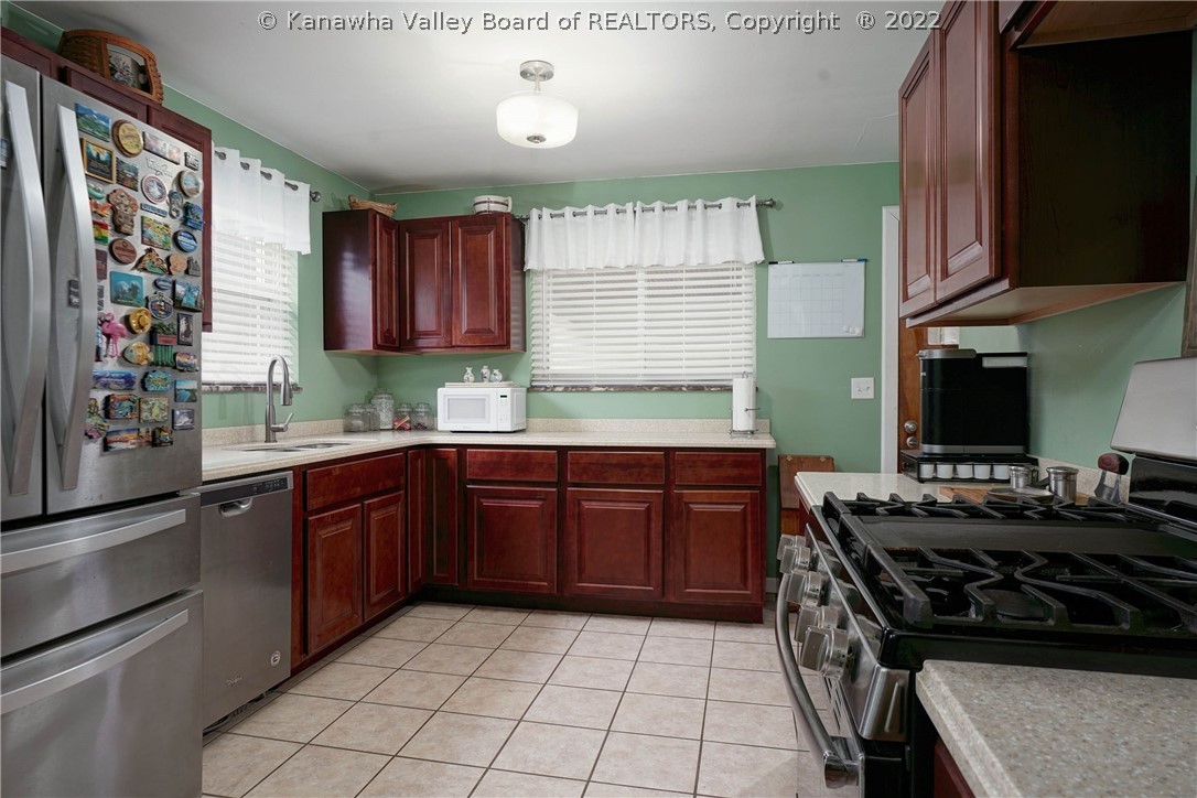 110 3rd Avenue Elkview, WV 25071 - Photo 7 of 21 Gallery Image 7