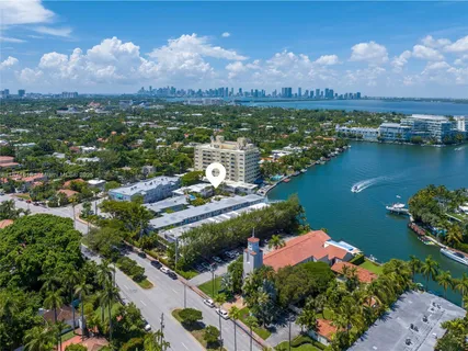 $265,000 | 4710 Pine Tree Drive, Unit 26, Miami Beach, FL 33140