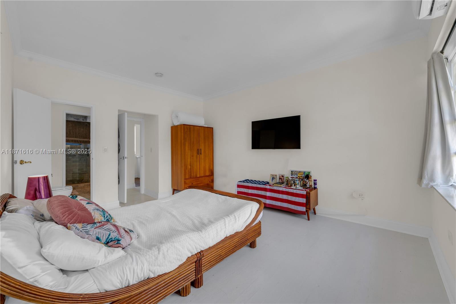 4710 Pine Tree Drive, Unit 26 Miami Beach, FL 33140 - Photo 14 of 20