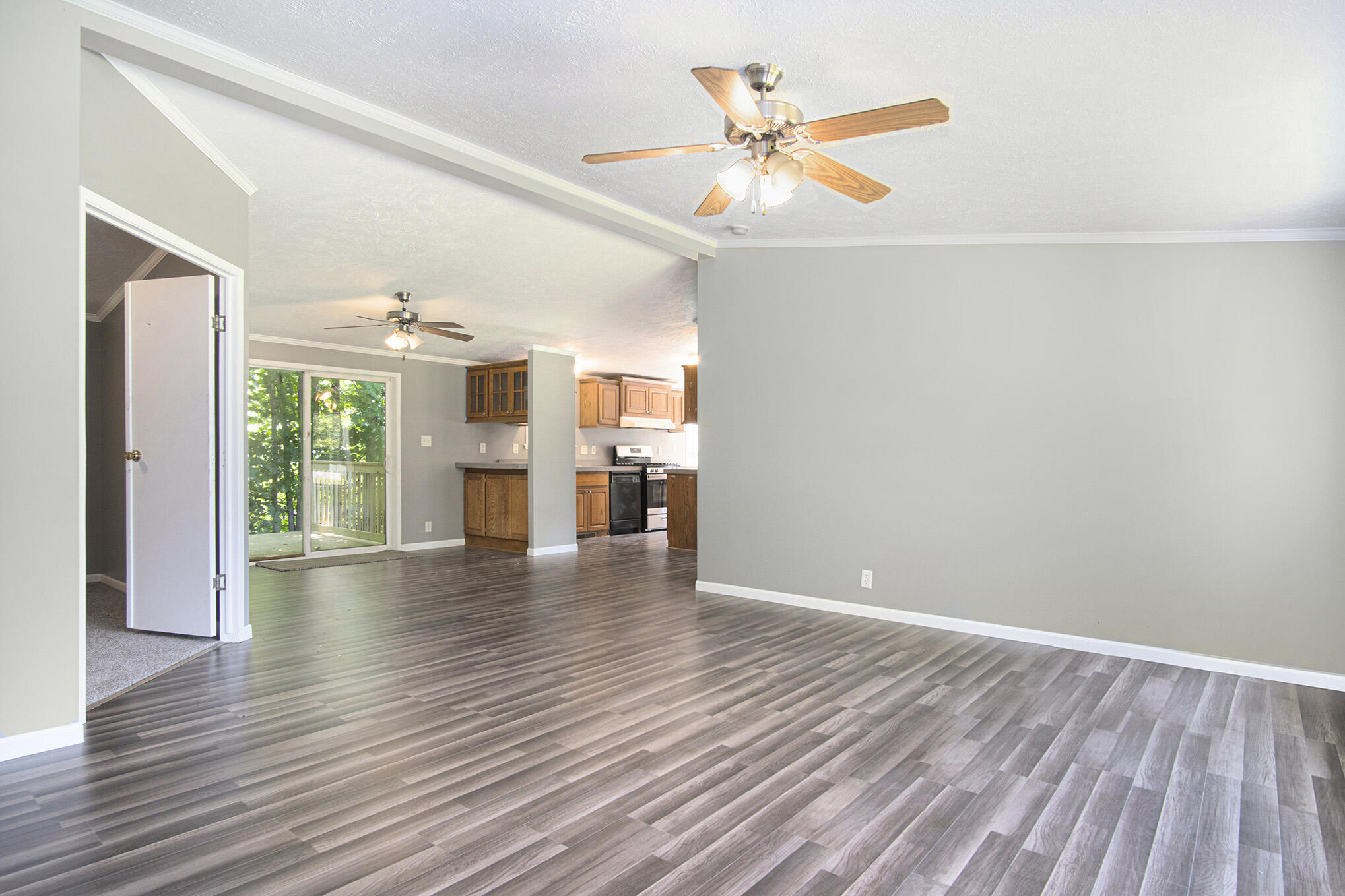 3320 Pillon Road Muskegon, MI 49445 - Photo 4 of 25 DSC01964-1
