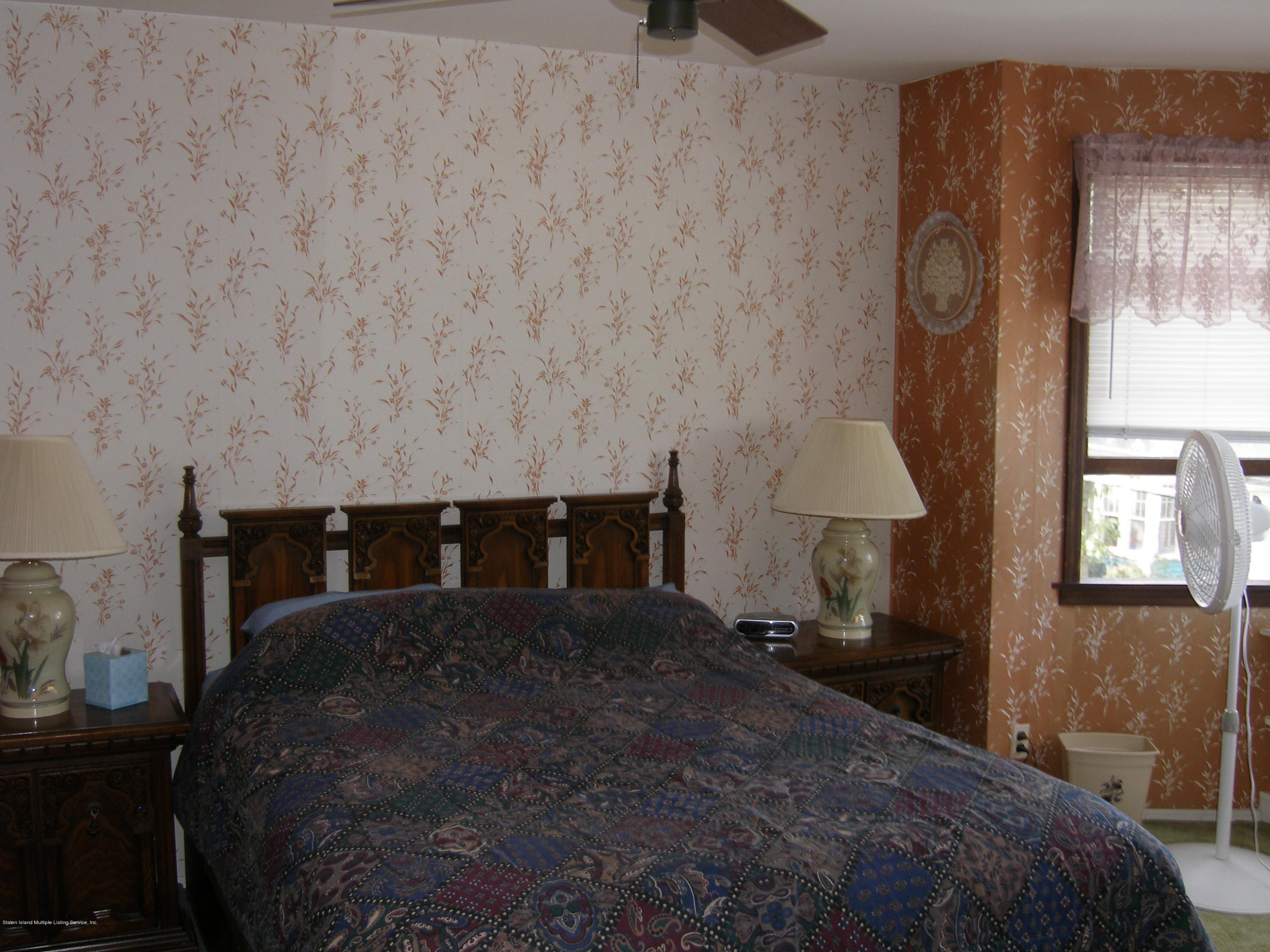 42 Fingerboard Road Staten Island, NY 10305 - Photo 13 of 15 P9260579