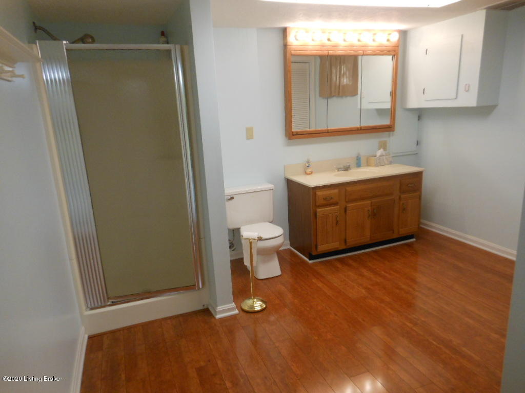 8604 Shepherdsville Road Louisville, KY 40219 - Photo 29 of 30 DSCN0726