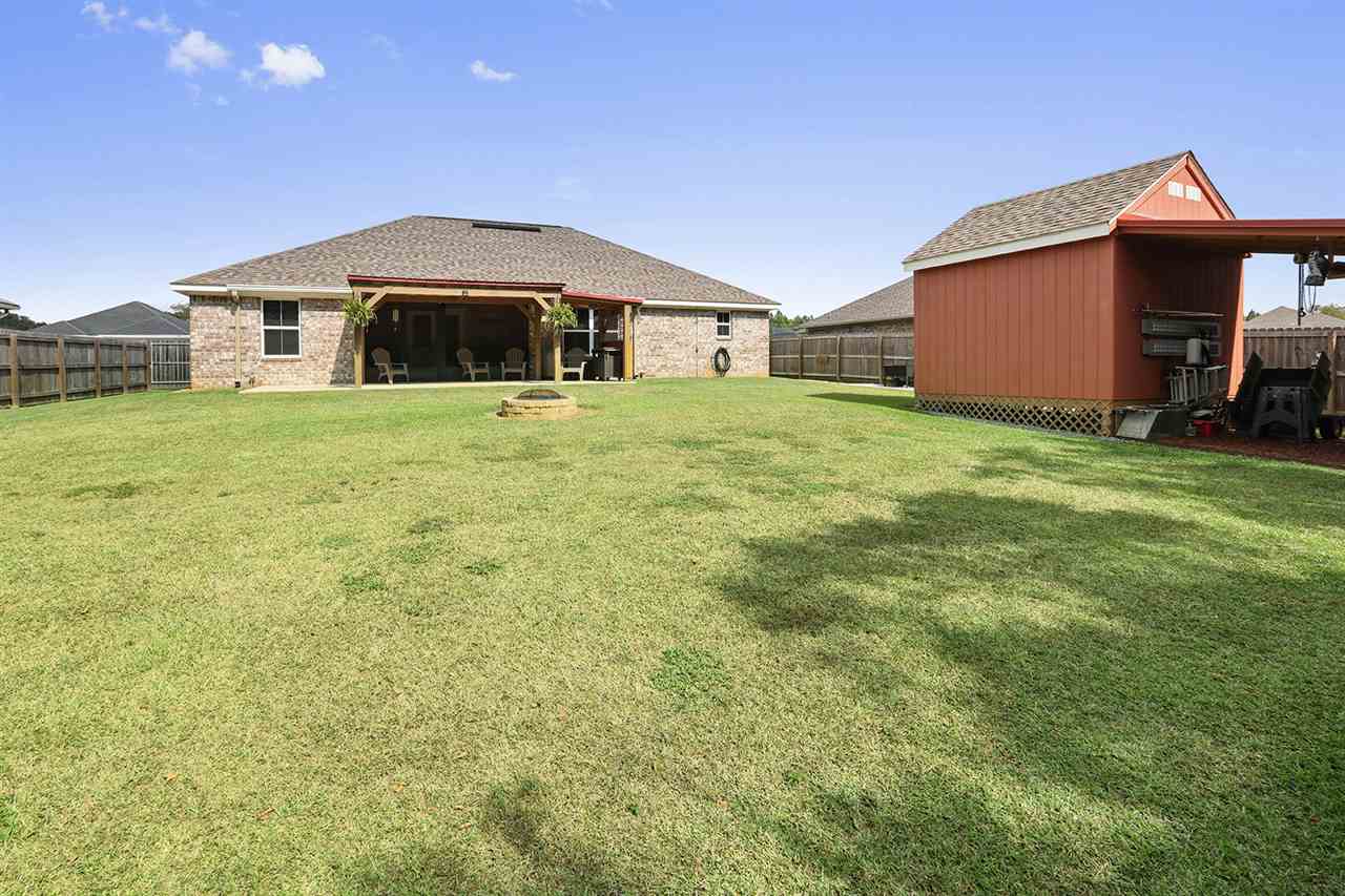 1413 Thames Drive Foley, AL 36535 - Photo 12 of 16 Backyard