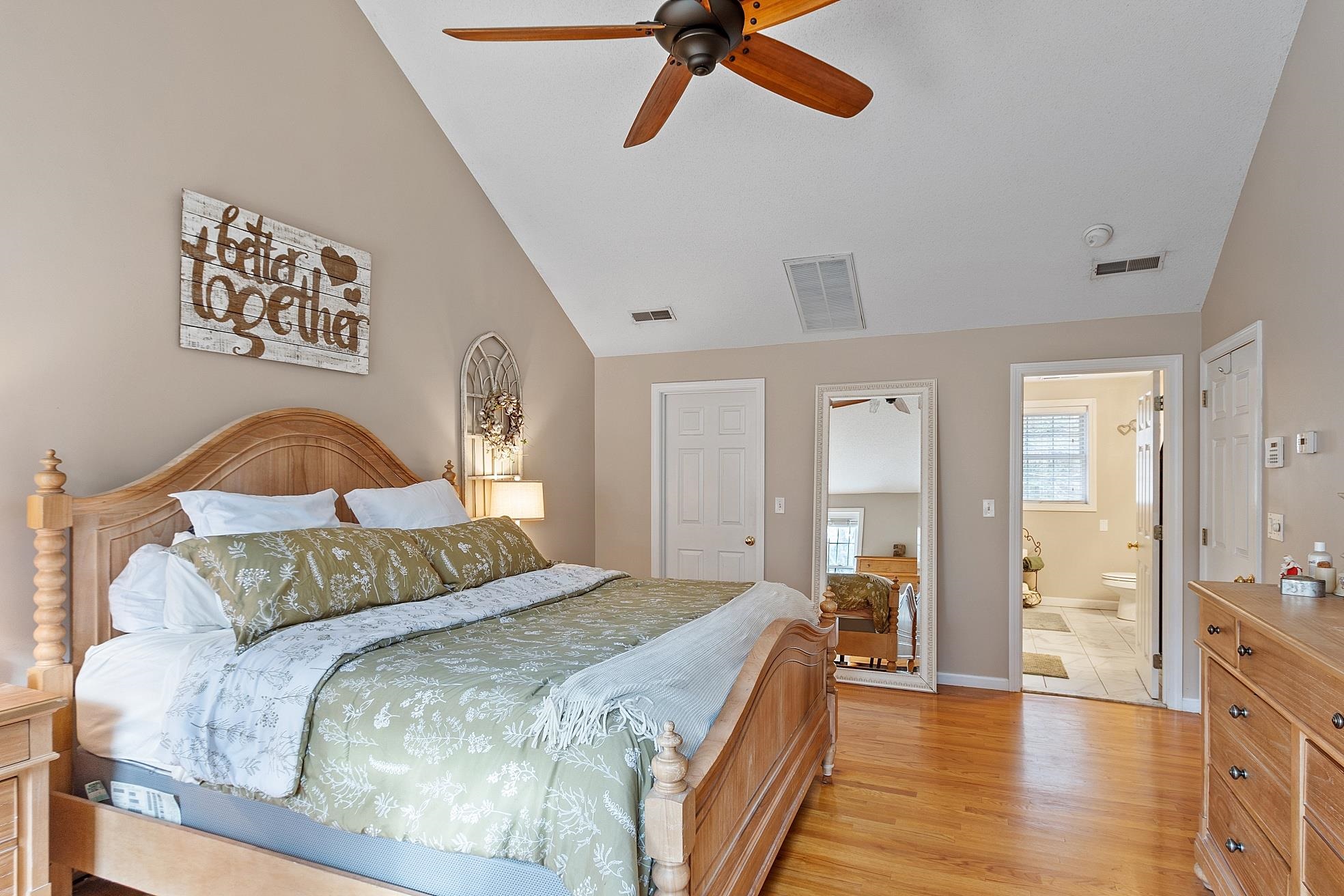 129 Dutton Road Pelham, NH 03076 - Photo 21 of 40