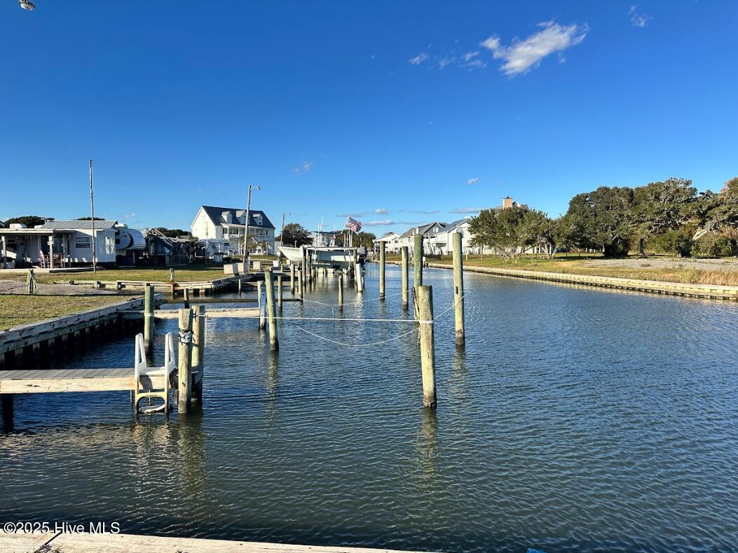 275 Salty Shores Road Newport, NC 28570 - Photo 9 of 10 Boat ramp is located in the neighborhood