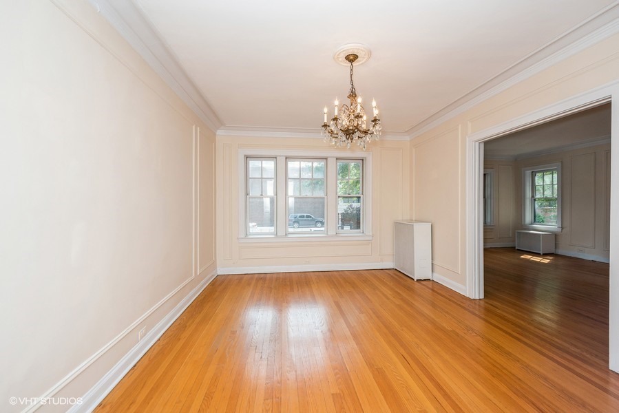 702 West Gordon Terrace, Unit 1A Chicago, IL 60613 - Photo 5 of 17