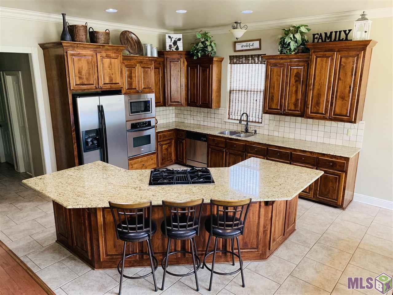 16495 Pearson Drive Prairieville, LA 70769 - Photo 3 of 8 Gallery Image 3