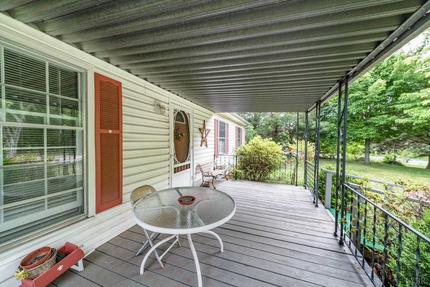 21 Blue Ridge Lane Evington, VA 24550 - Photo 8 of 35 Gallery Image 8
