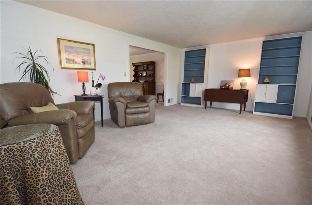 1704 Partridge Run Road Pittsburgh, PA 15241 - Photo 3 of 25 Gallery Image 3