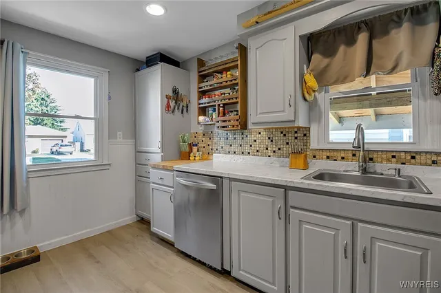 $224,900 | 90 Mildred Drive, Cheektowaga, NY 14225