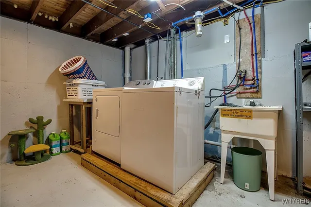 $224,900 | 90 Mildred Drive, Cheektowaga, NY 14225