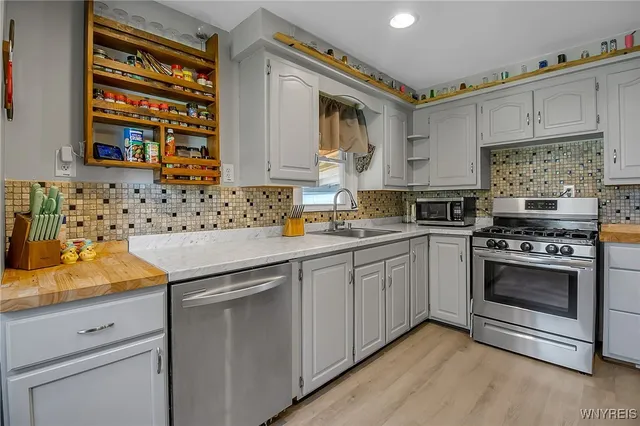 $224,900 | 90 Mildred Drive, Cheektowaga, NY 14225