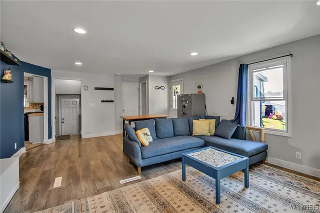 $224,900 | 90 Mildred Drive, Cheektowaga, NY 14225