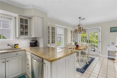 $698,000 | 213 Corey Lane, Unit 213, Middletown, RI 02842