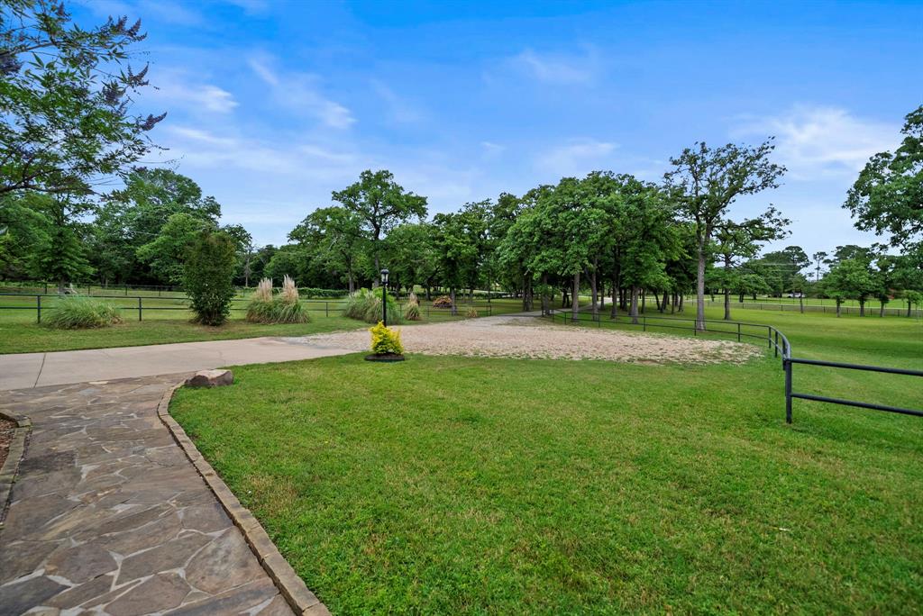 635 Old Justin Road Argyle, TX 76226 - Photo 7 of 39