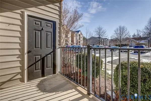 $289,950 | 1010 Westwood Village Way, Unit 201, Midlothian, VA 23114