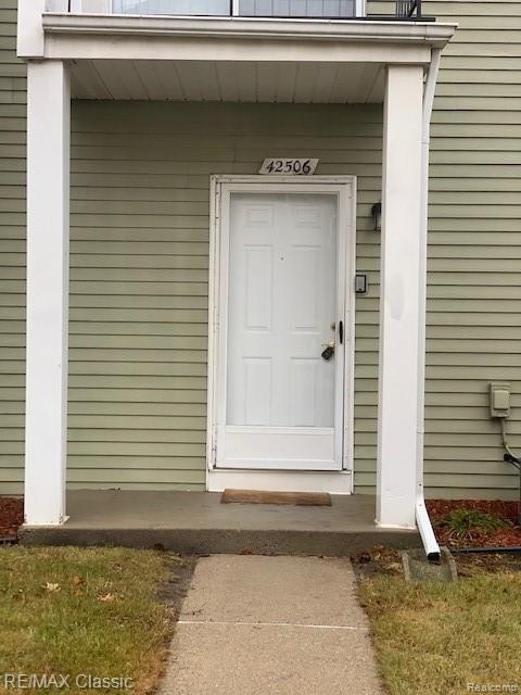 42506 Saratoga Road Canton, MI 48187 - Photo 5 of 32