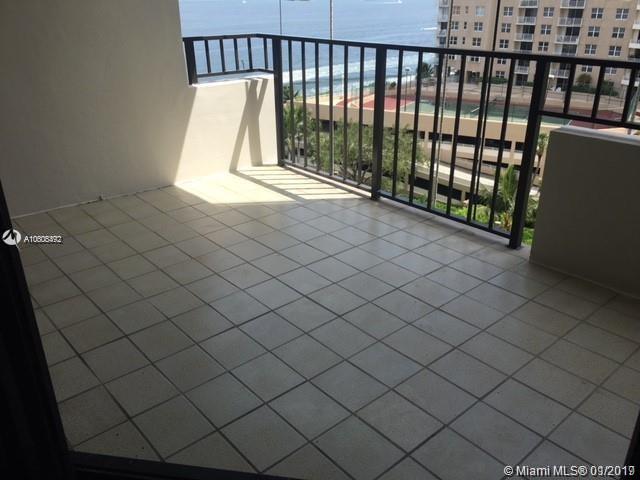 520 Brickell Key Drive, Unit A901 Miami, FL 33131 - Photo 5 of 10