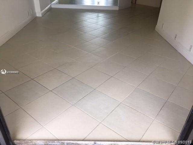 520 Brickell Key Drive, Unit A901 Miami, FL 33131 - Photo 6 of 10