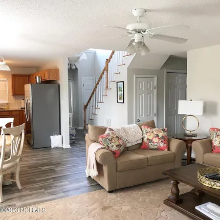 $2,445 | 203 Panama Terrace, Morehead City, NC 28557