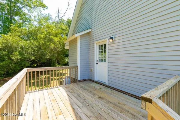 $2,445 | 203 Panama Terrace, Morehead City, NC 28557