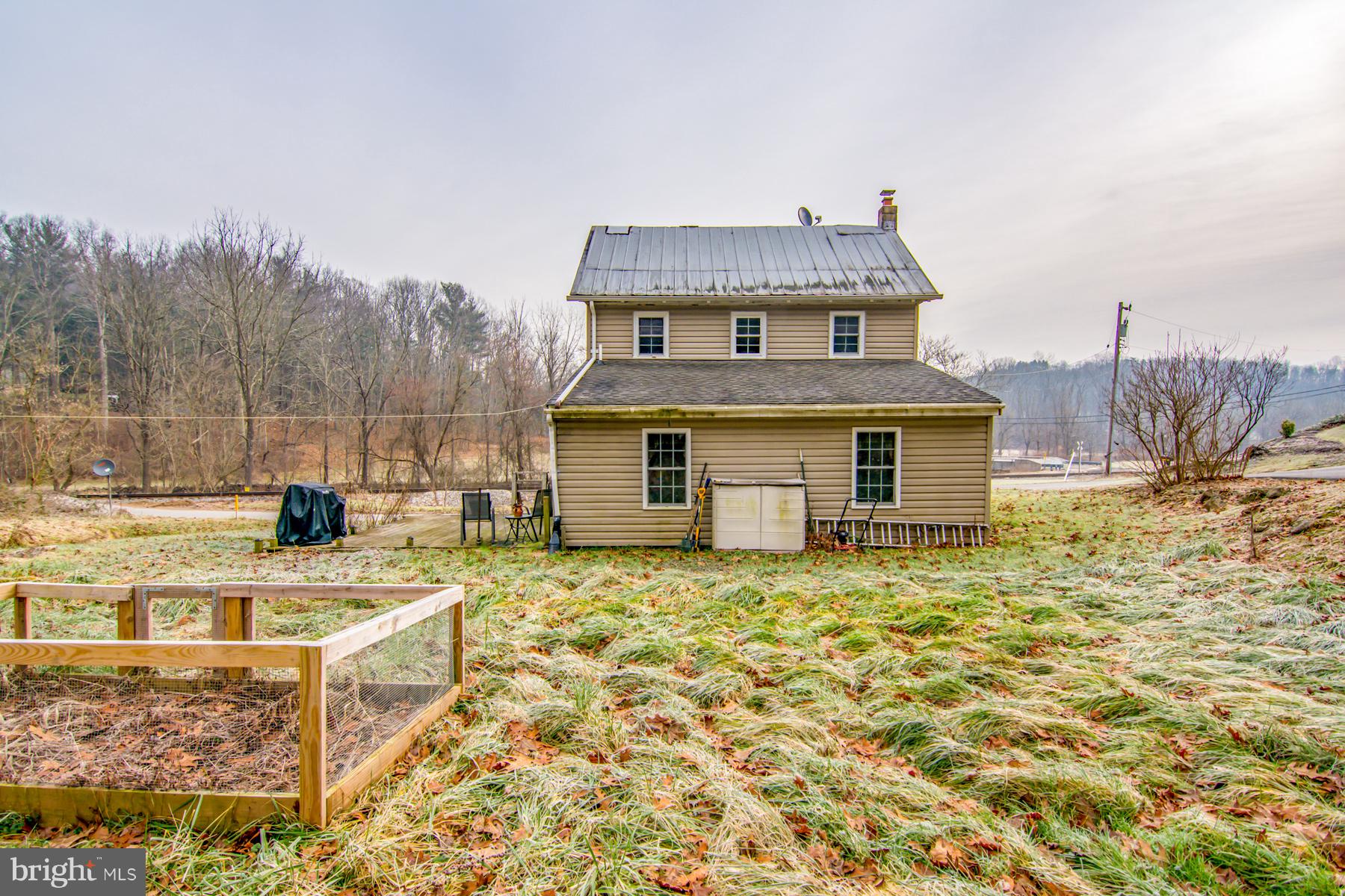 4812 Kern Road Manchester, MD 21102 - Photo 18 of 18 rear
