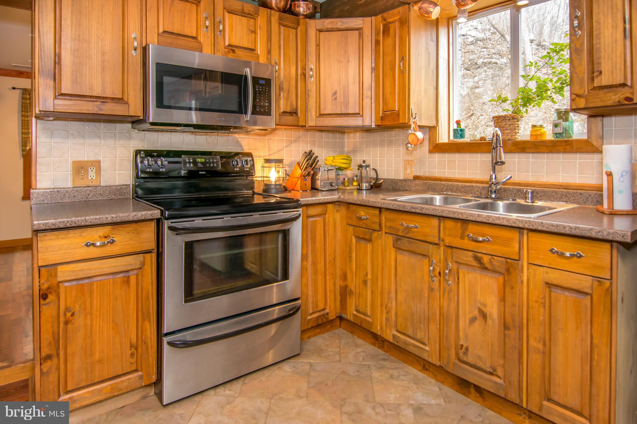 4812 Kern Road Manchester, MD 21102 - Photo 5 of 18 kitchen