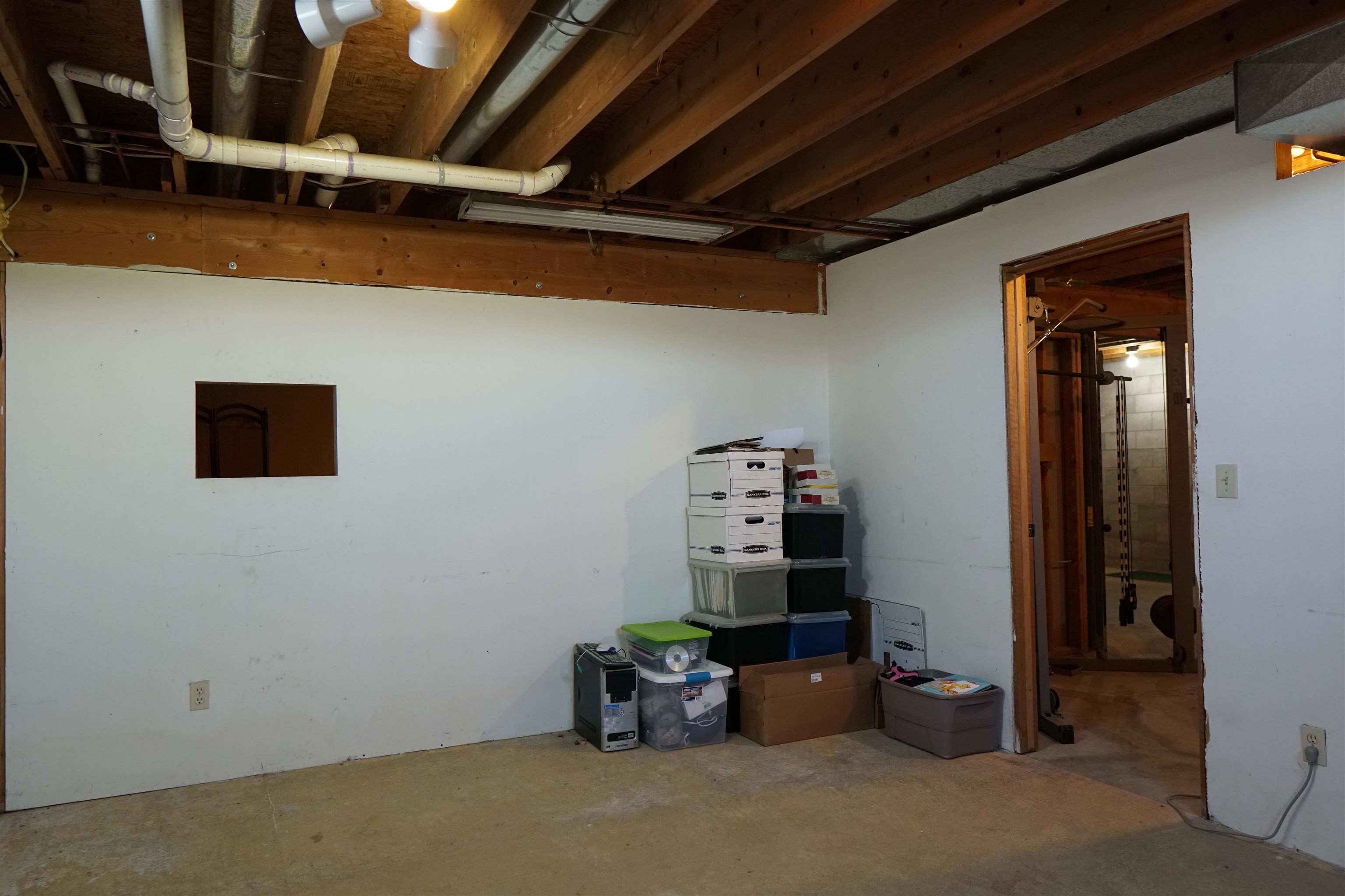 1095 East Walton Road Mount Pleasant, MI 48858 - Photo 16 of 29 1899571-15.JPG