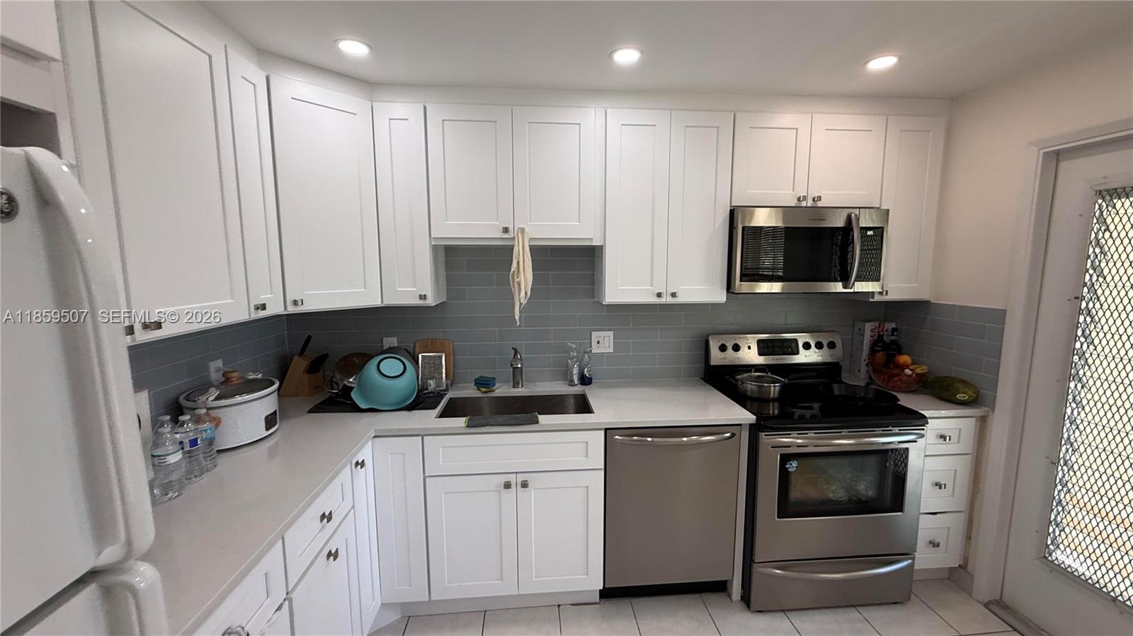 2671 South Course Drive, Unit 403 Pompano Beach, FL 33069 - Photo 10 of 32