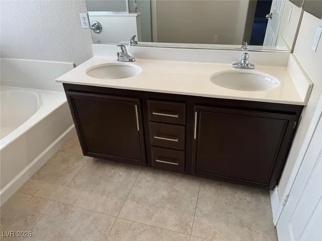 $2,095 | 6142 Windmill Island Avenue, Las Vegas, NV 89139