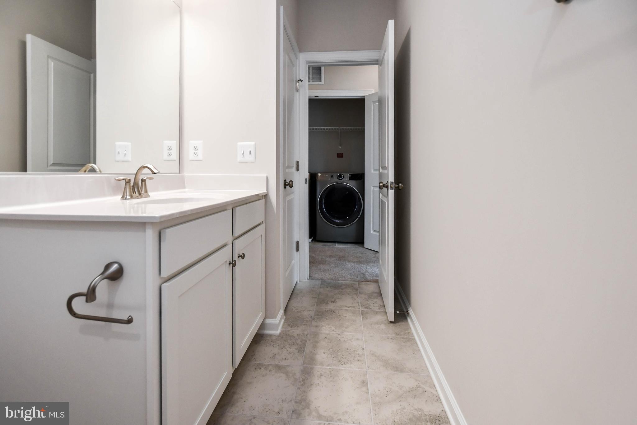 8219 Front Loop Rockville, MD 20855 - Photo 21 of 32 Gallery Image 21