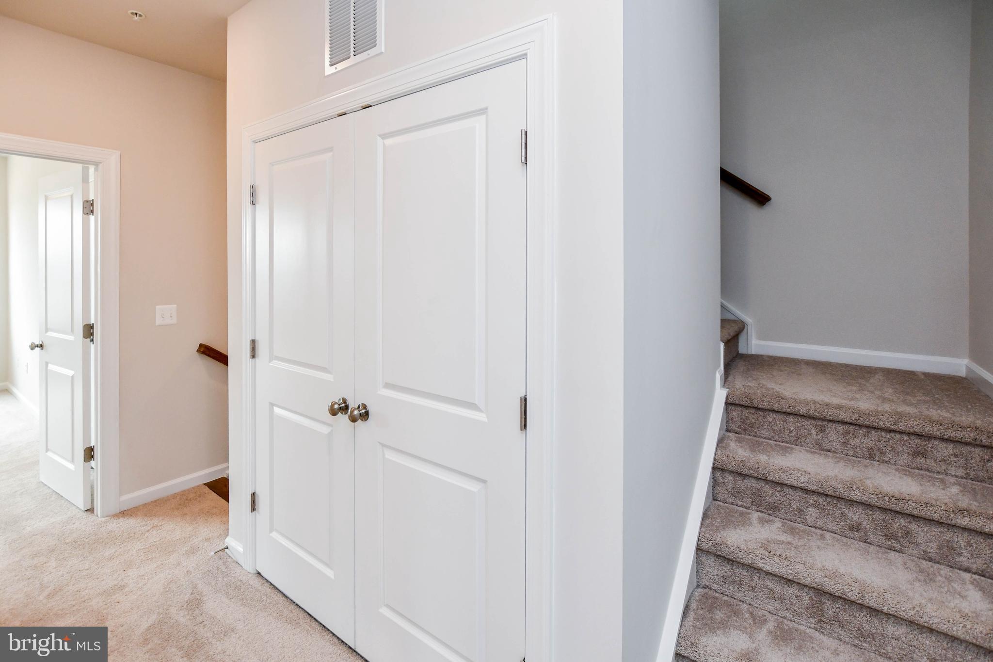 8219 Front Loop Rockville, MD 20855 - Photo 23 of 32 Gallery Image 23