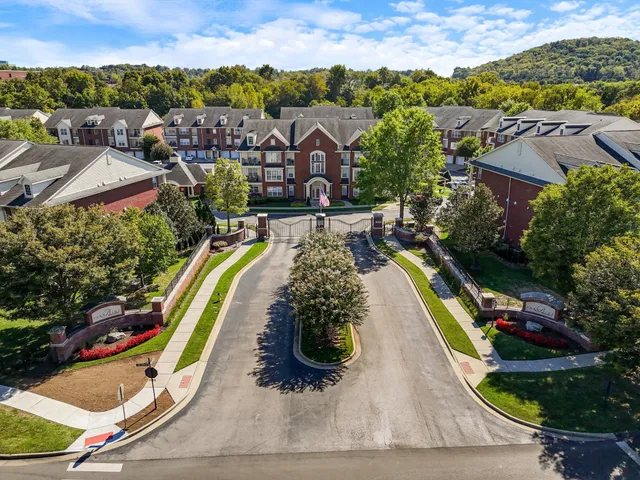 $425,000 | 3201 Aspen Grove Drive, Unit A4, Franklin, TN 37067