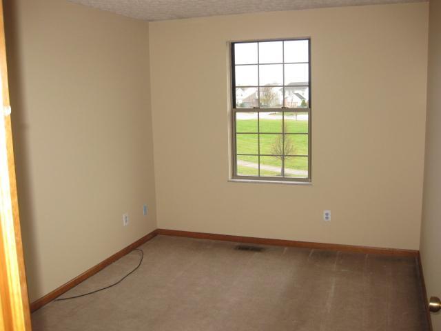 650 Crofton Loop Delaware, OH 43015 - Photo 9 of 14 Gallery Image 9