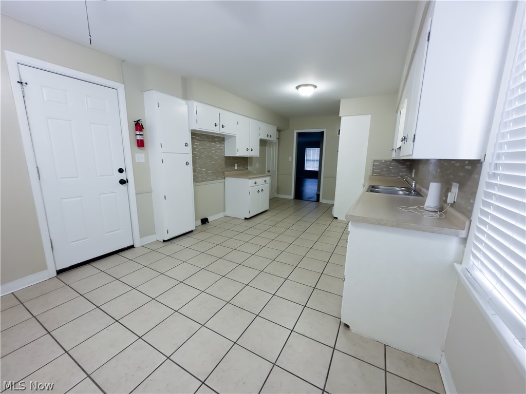 2215 Volney Road Youngstown, OH 44511 - Photo 8 of 22 Gallery Image 8
