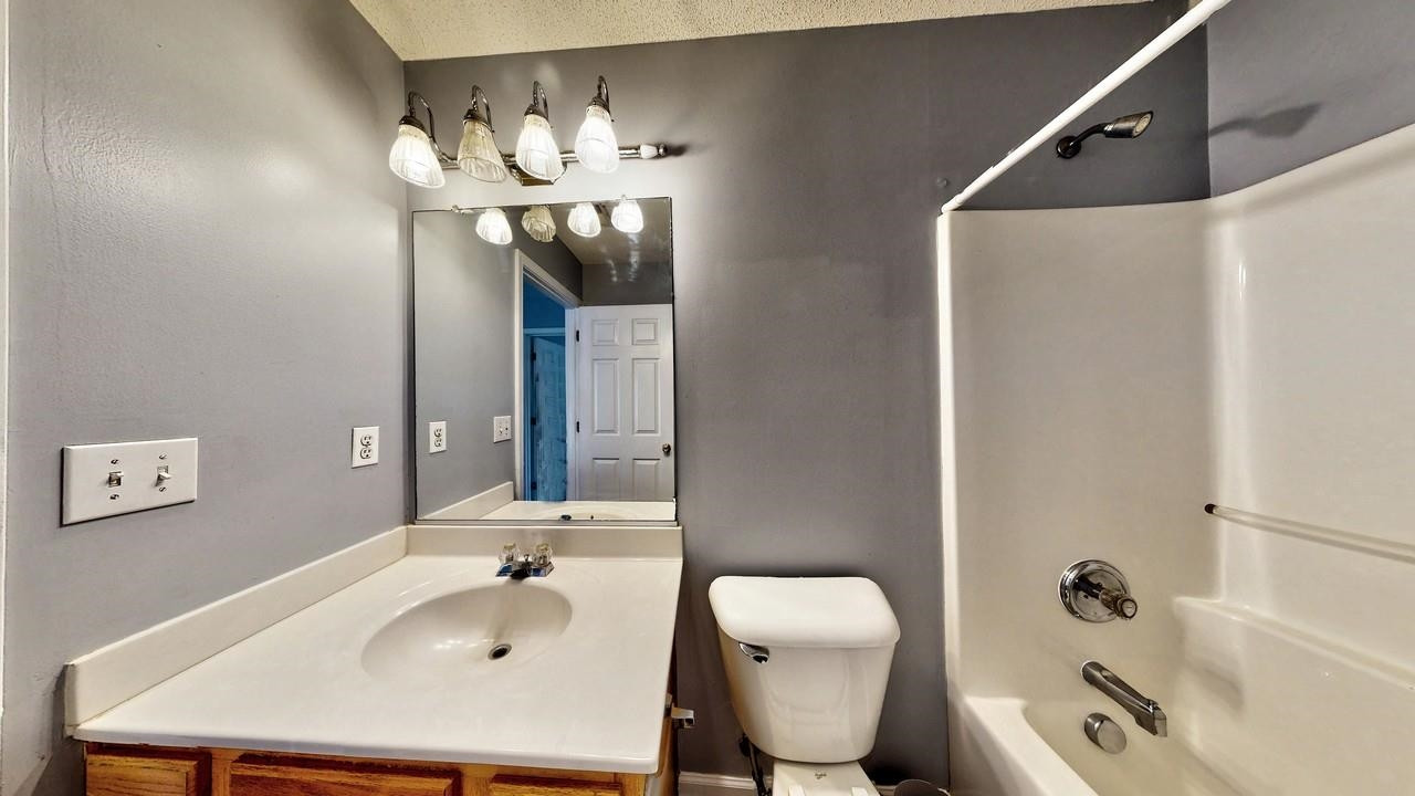 4469 Cardinal Grove Boulevard Raleigh, NC 27616 - Photo 19 of 28 Add'tl View of the Upstairs Bathroom