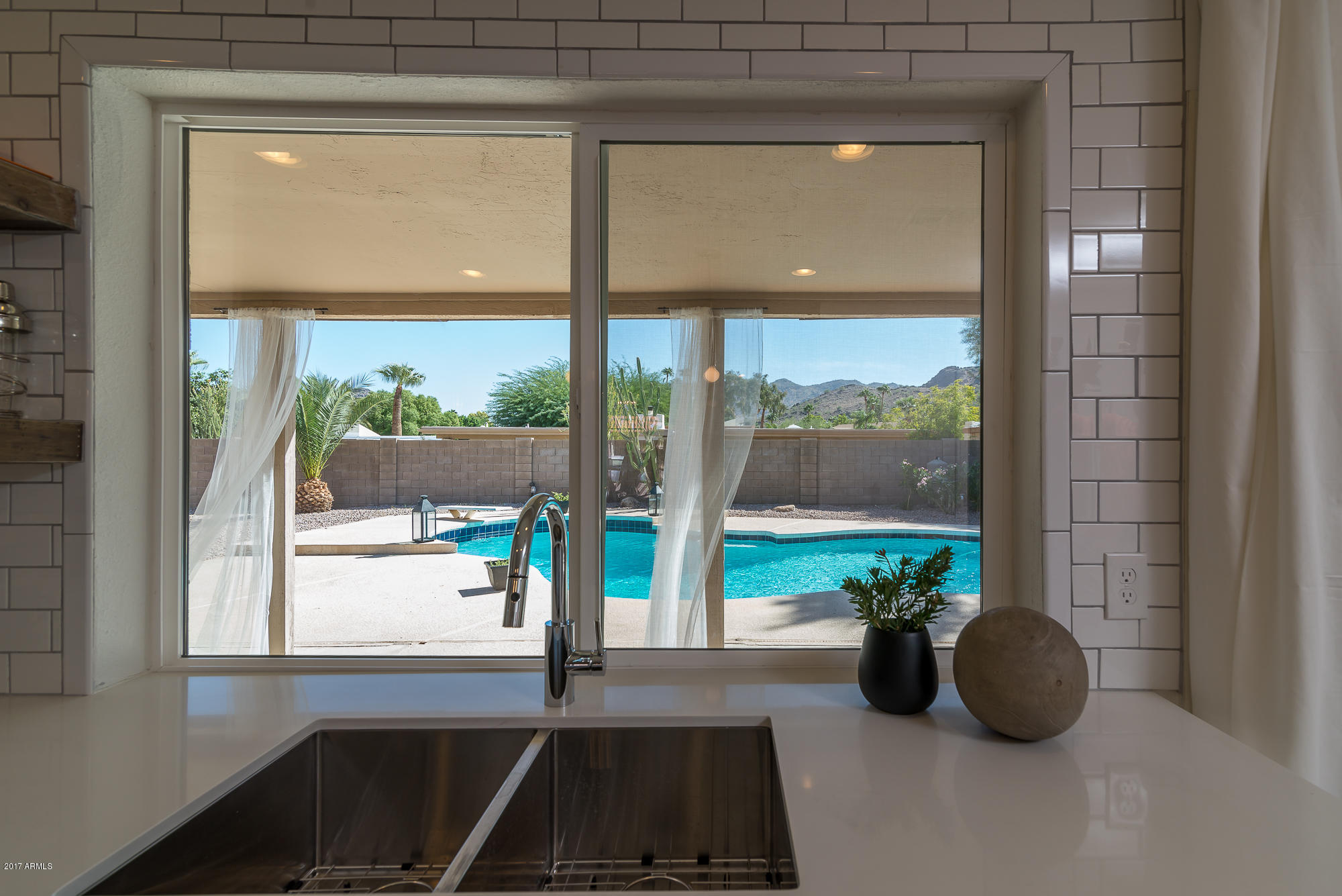 3311 East Hatcher Road Phoenix, AZ 85028 - Photo 11 of 19 DSC_7730