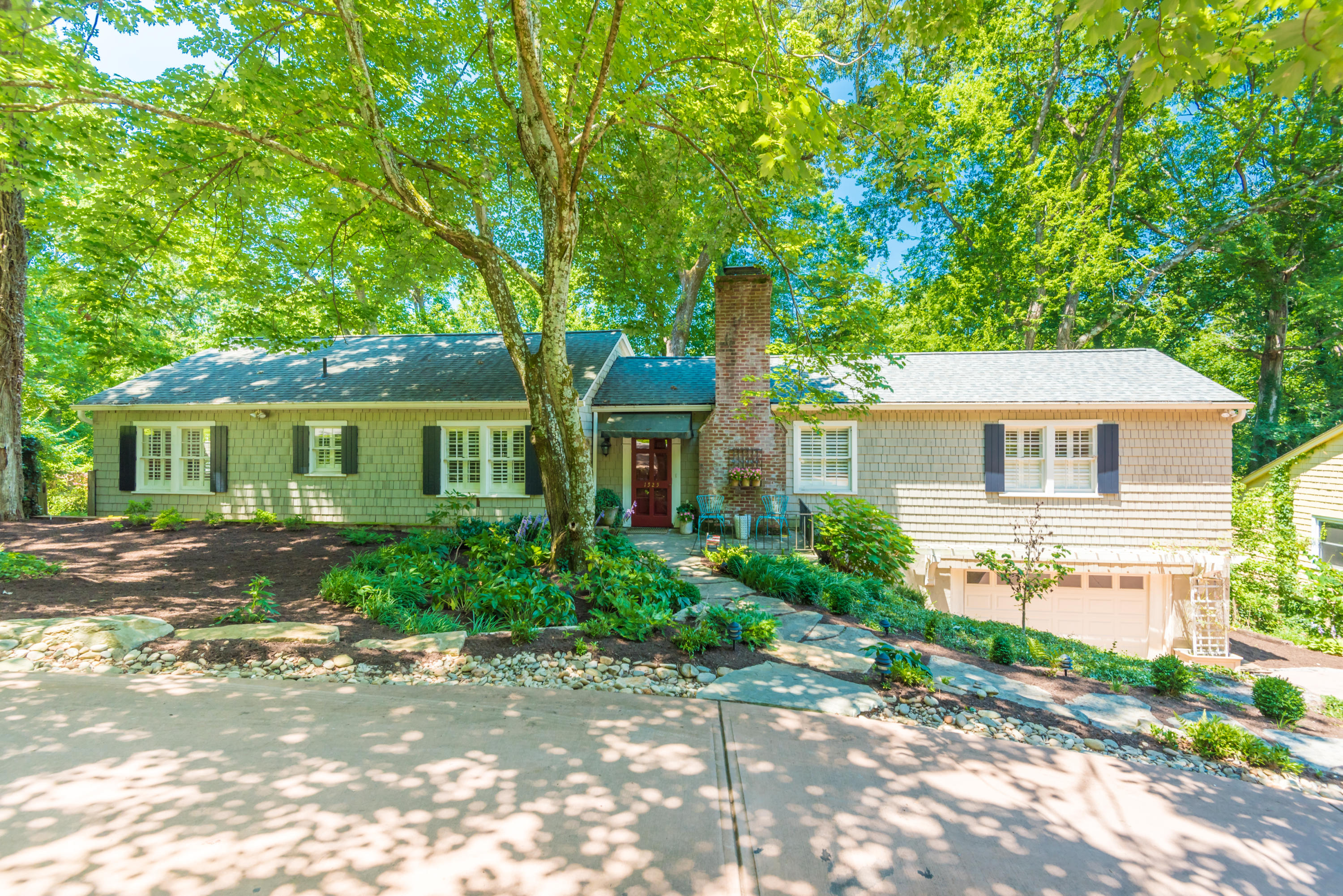 1525 Duncan Road Knoxville, TN 37919 - Photo 1 of 40 1525DuncanRd-4