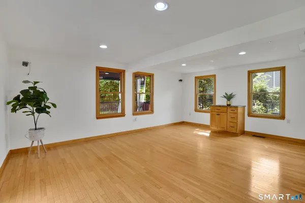 $3,100 | 228 North Granby Road, Granby, CT 06035