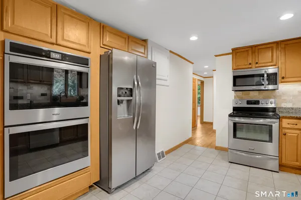 $3,100 | 228 North Granby Road, Granby, CT 06035