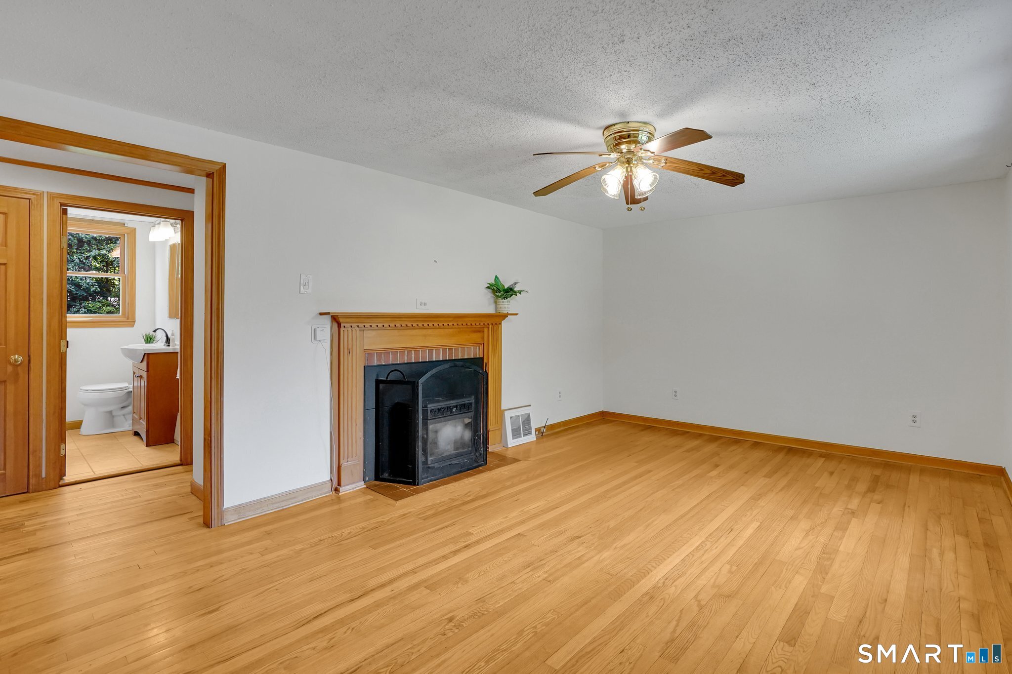 228 North Granby Road Granby, CT 06035 - Photo 10 of 40