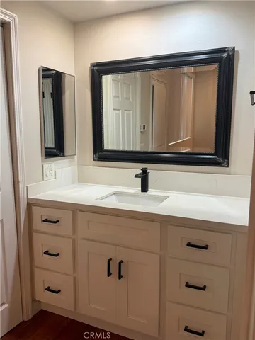 $2,500 | 89 Lakepines, Irvine, CA 92620