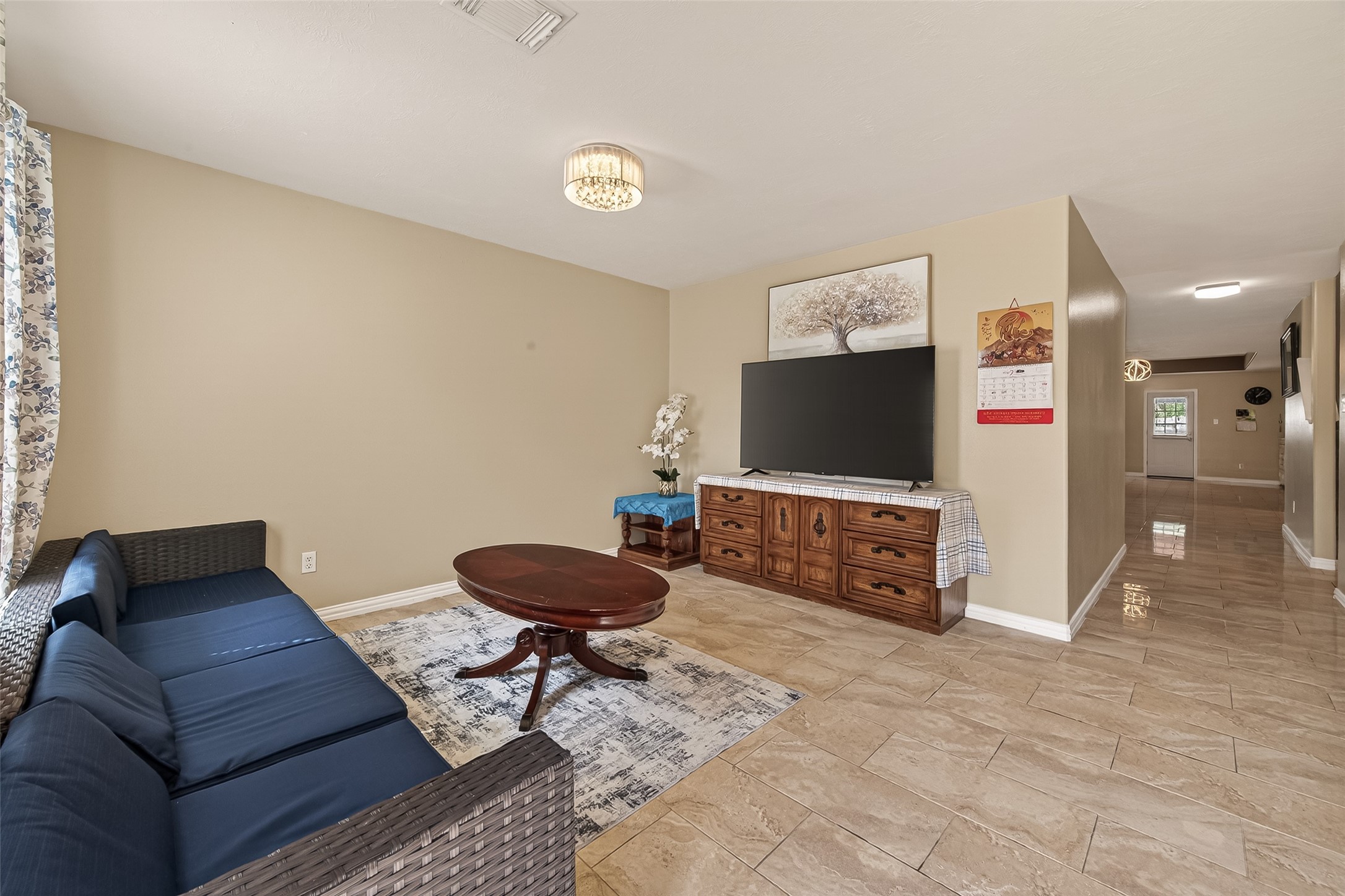 8907 Rainesville Lane Houston, TX 77075 - Photo 4 of 43