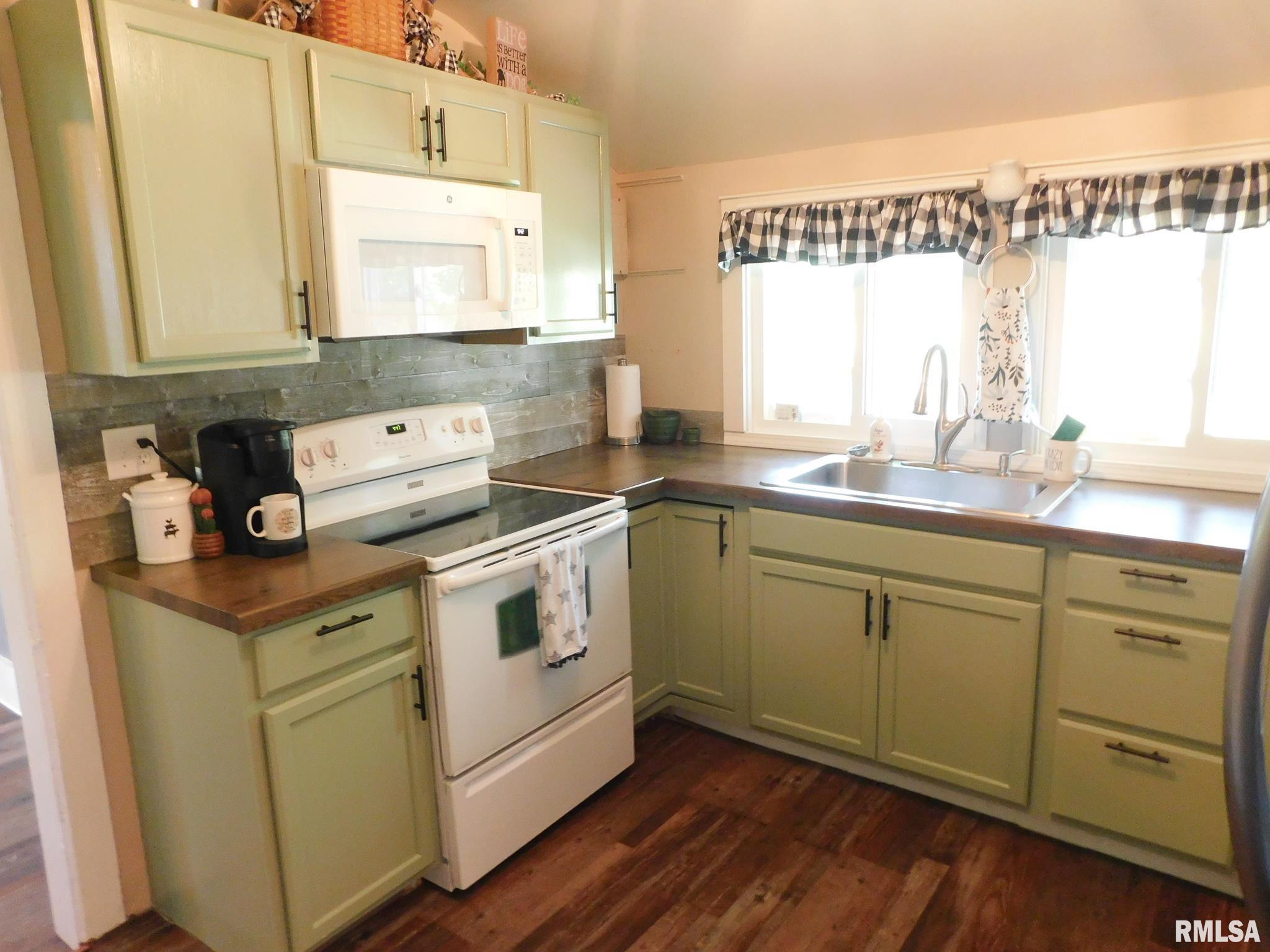 10713 South Strube Road Glasford, IL 61533 - Photo 15 of 49 Gallery Image 15