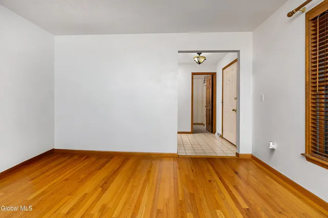 $529,900 | 3 Buckingham Court, Clifton Park, NY 12065