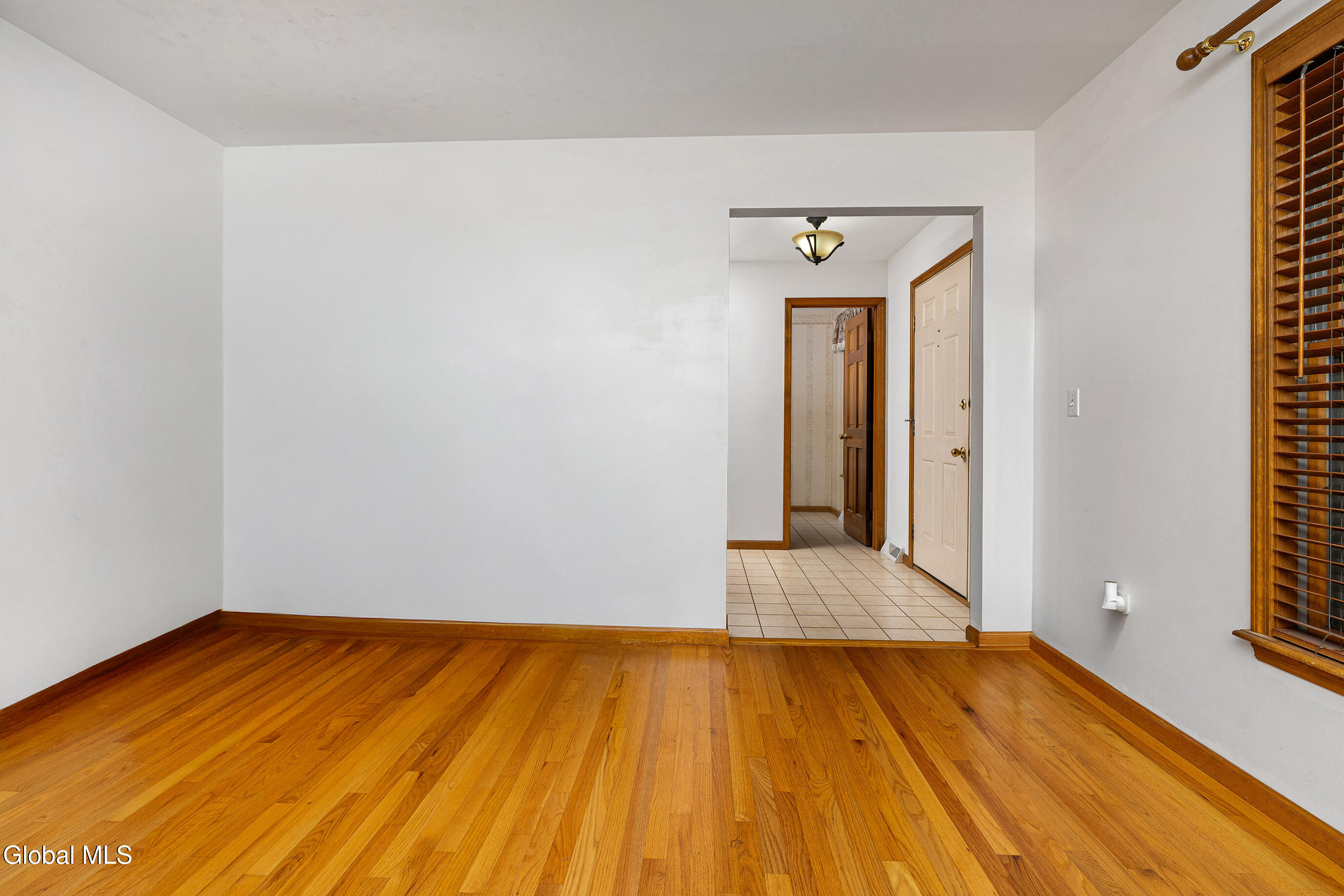 3 Buckingham Court Clifton Park, NY 12065 - Photo 24 of 49 057-3-Buckingham-Ct-Clifton-Park-NY-1206