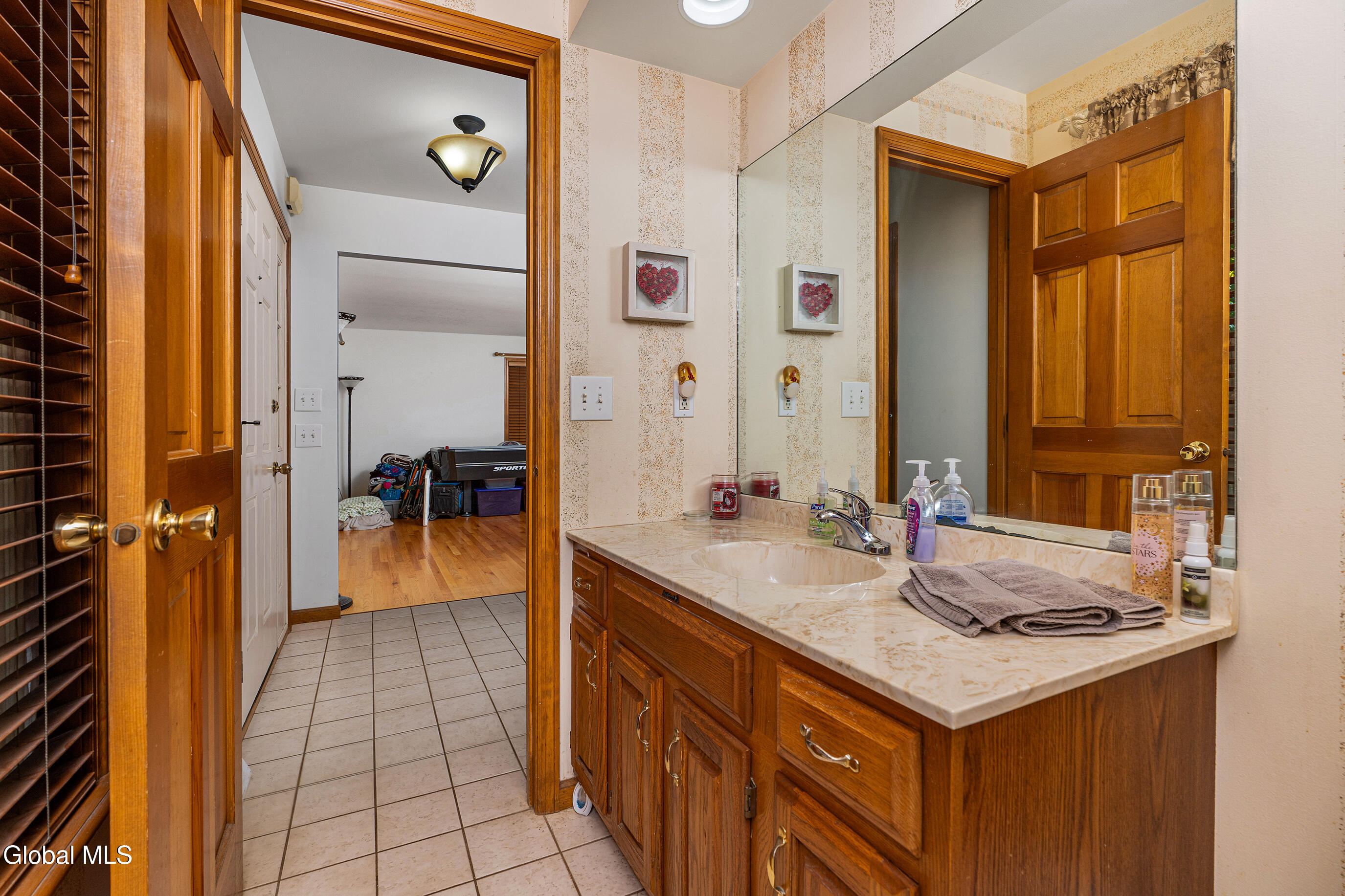 3 Buckingham Court Clifton Park, NY 12065 - Photo 26 of 49 012-3-Buckingham-Ct-Clifton-Park-NY-1206